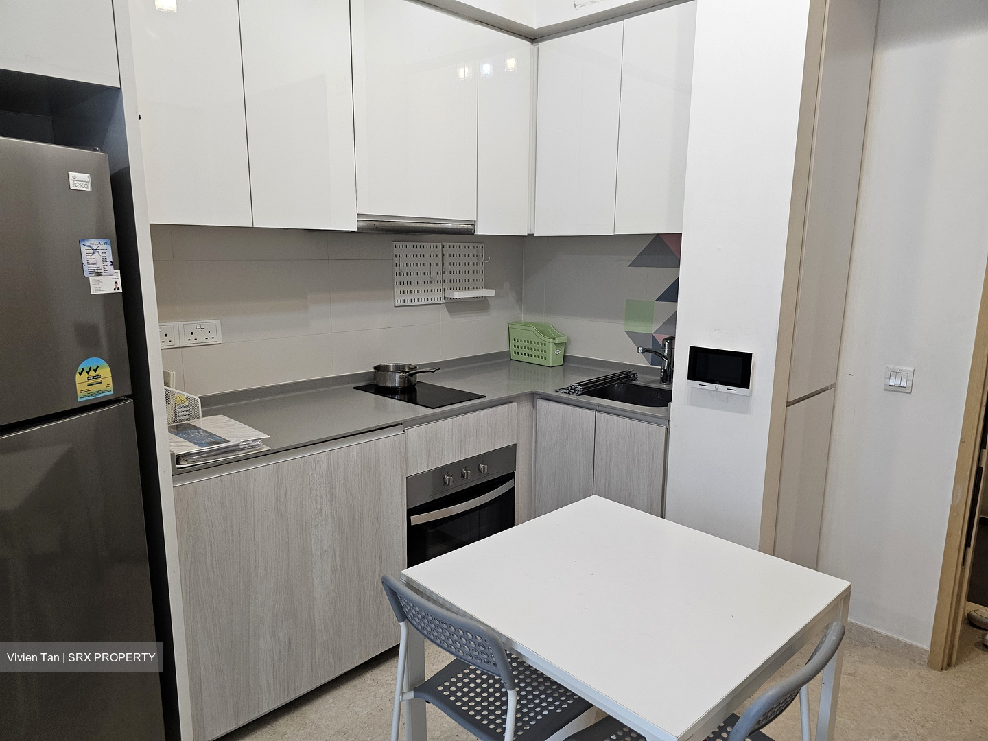 The Luxurie (D19), Condominium #438092001